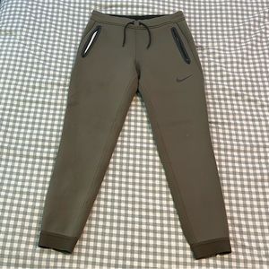 Nike Therma-Fit Joggers